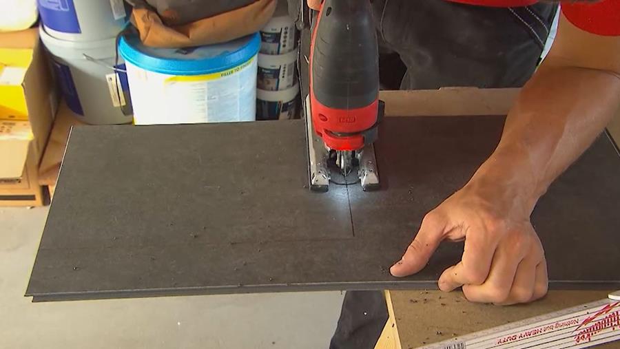 Comment utiliser une scie sauteuse?