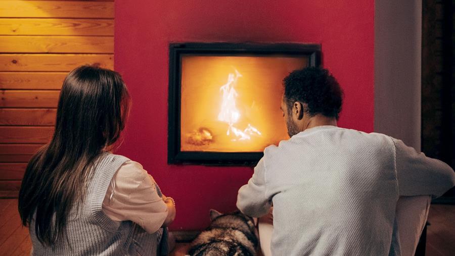Verwarmen met speksteenkachels en finovens