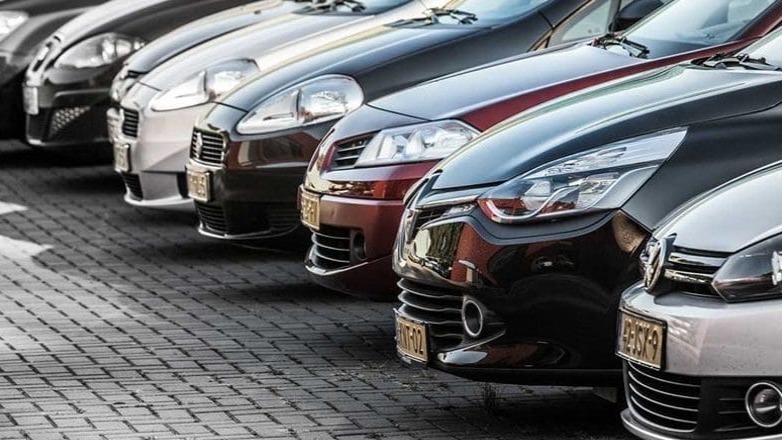32% van de particuliere klanten wil opnieuw auto's kopen
