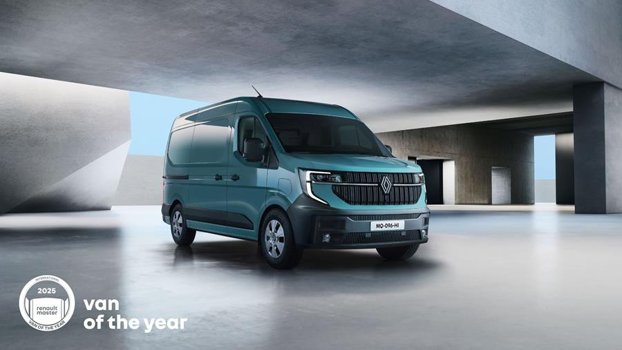 Nouveau Renault Master International Van of the Year 2025