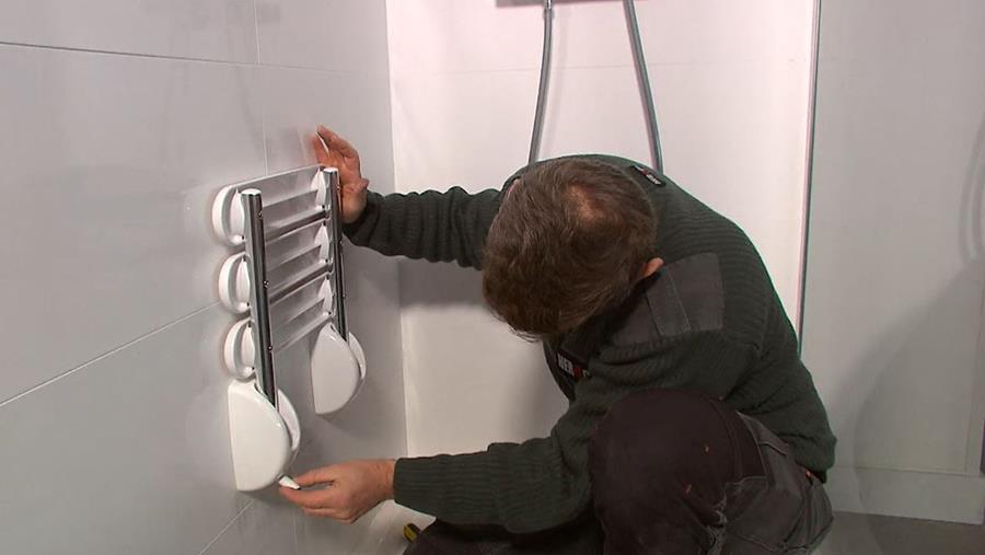 Hoe plaats je aangepaste douche-uitrusting?