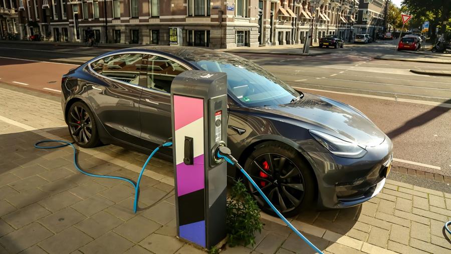Verkoop van EV’s: daling in EU, stijging wereldwijd