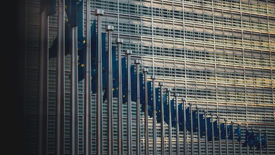 Europese Commissie stimuleert wereldwijde concurrentiekracht van de auto-industrie