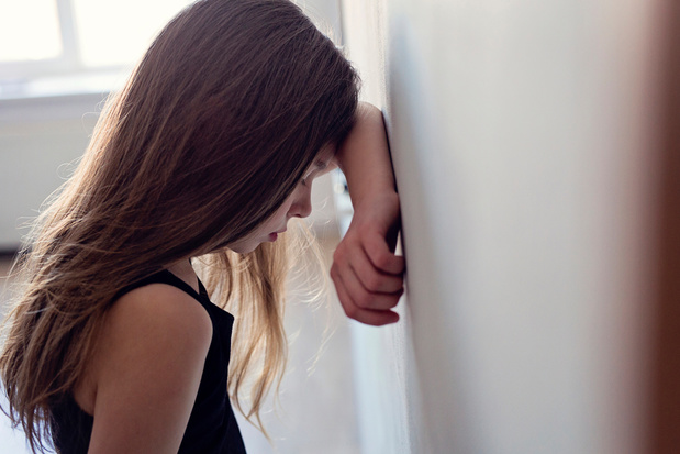 Eenzaamheid verergert geestesstoornissen ongeacht de leeftijd