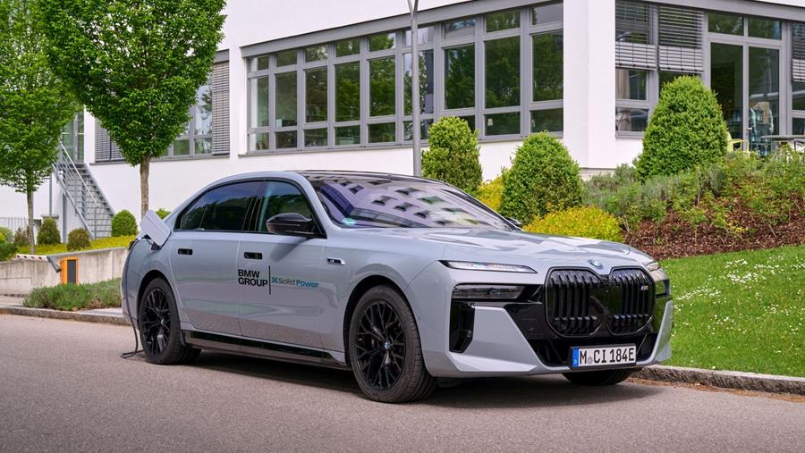 BMW test solid-statebatterij in i7-prototype
