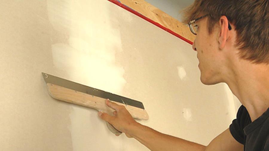 Couteau à enduire ou taloche: que utiliser quand?