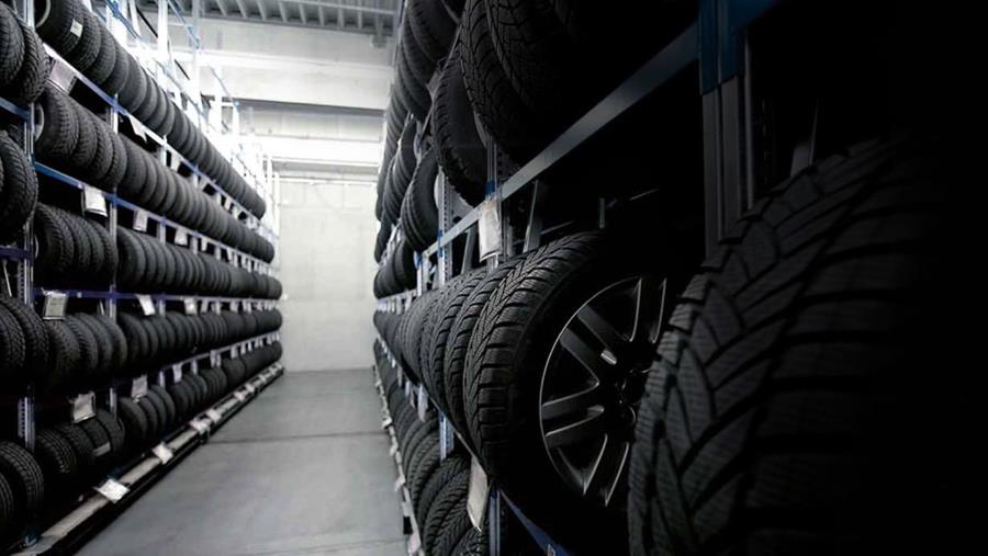 Un stockage de pneus optimisé permet de gagner 35% de place