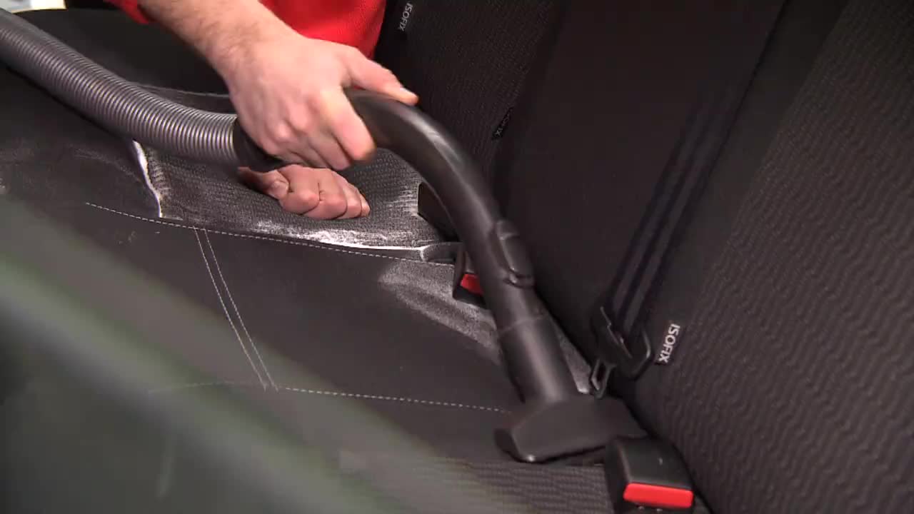Comment se débarrasser des odeurs dans la voiture?
